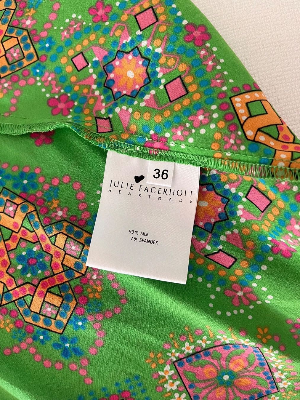 Vestiti: Modische Kleid – Usato da Brüttisellen venduto da St.Zach 1
