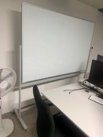Whiteboard, Lavagna bianca mobile su supporto con rotelle