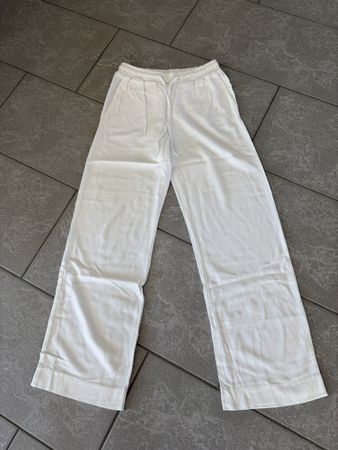 C&A Hose weiss Gr.36 neuwertig