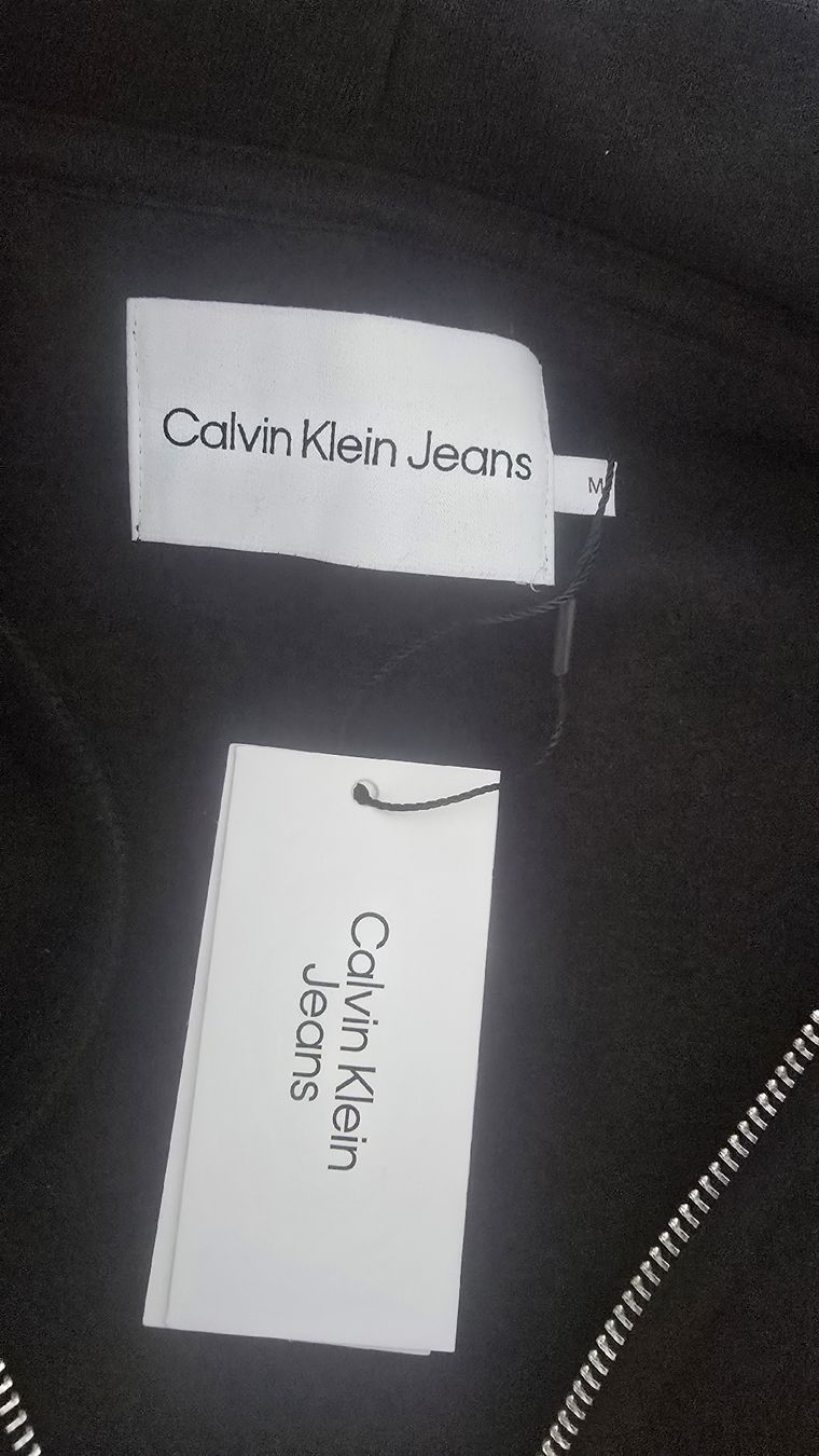 Maglioni & Felpe: Calvin klein M neuf – Nuovo e nell'imballaggio originale da Estavayer-Le-Lac venduto da zazadavidson 2