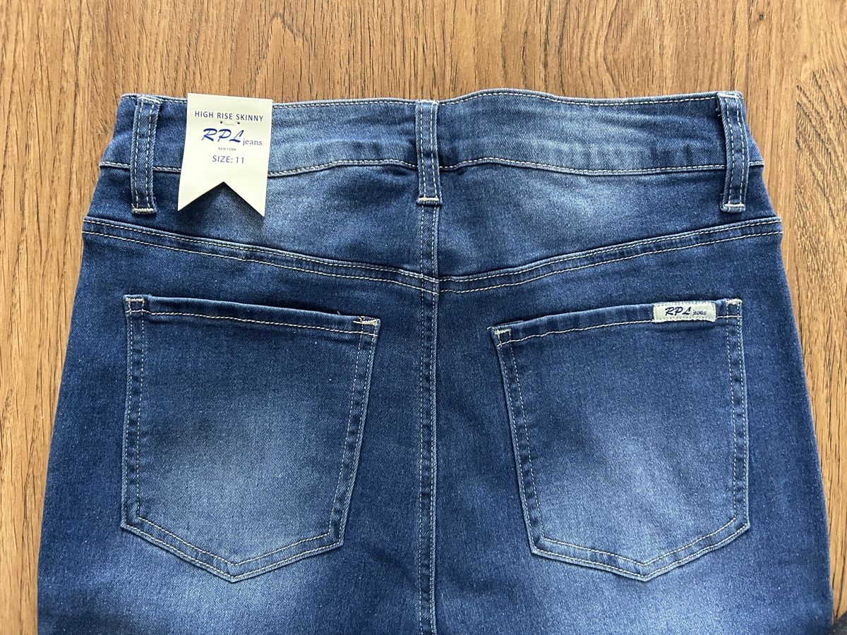 Jeans: Damen Jeans Gr. 42 – Nuovo e nell'imballaggio originale da Frauenfeld venduto da berk39 3