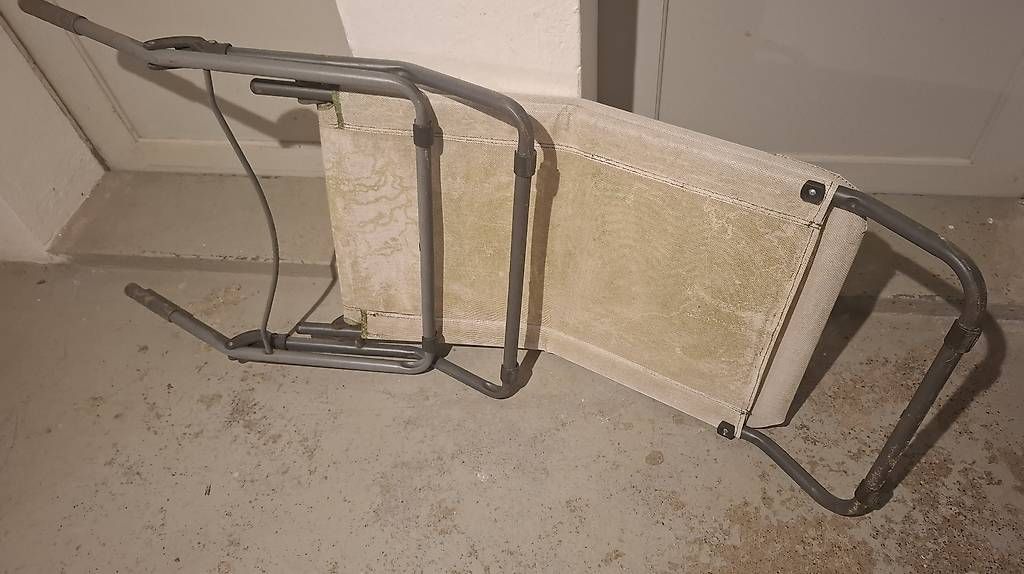 Sedie a sdraio: Liegestuhl beige – Usato da Winterthur venduto da Draco44 2