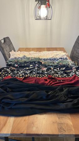 11 Damenkleider 44-50
