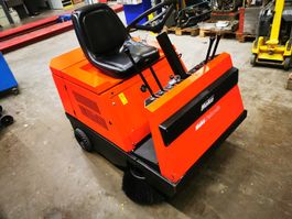 Hako Jonas 950V Kehrsaugmaschine, teilrevidiert