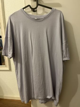 Only T-Shirt, Grösse S, Flieder - perfekt für Sommer!