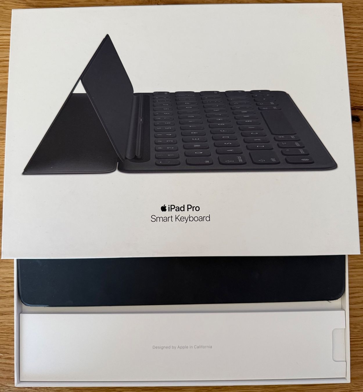 Apple Tastiere: Apple smart keyboard model A1829 – Usato da Buchrain venduto da 4stounis