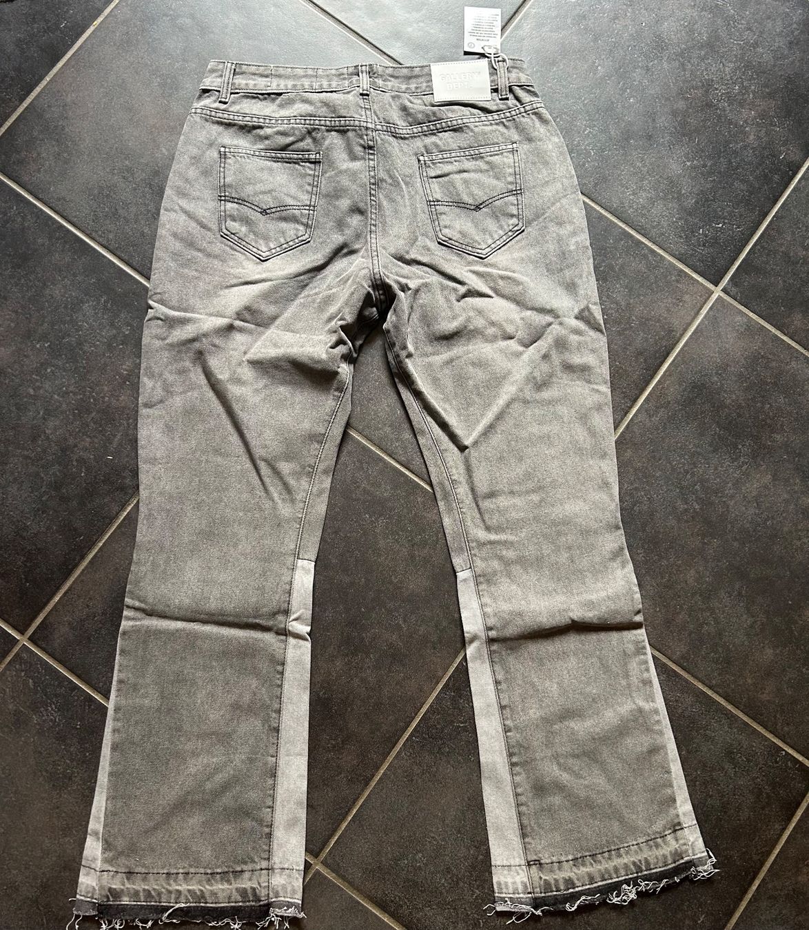 Gallery Dept. Jeans: Gallery dept. flared – Neuf avec emballage d'origine à Le Locle par Diabolo11 2