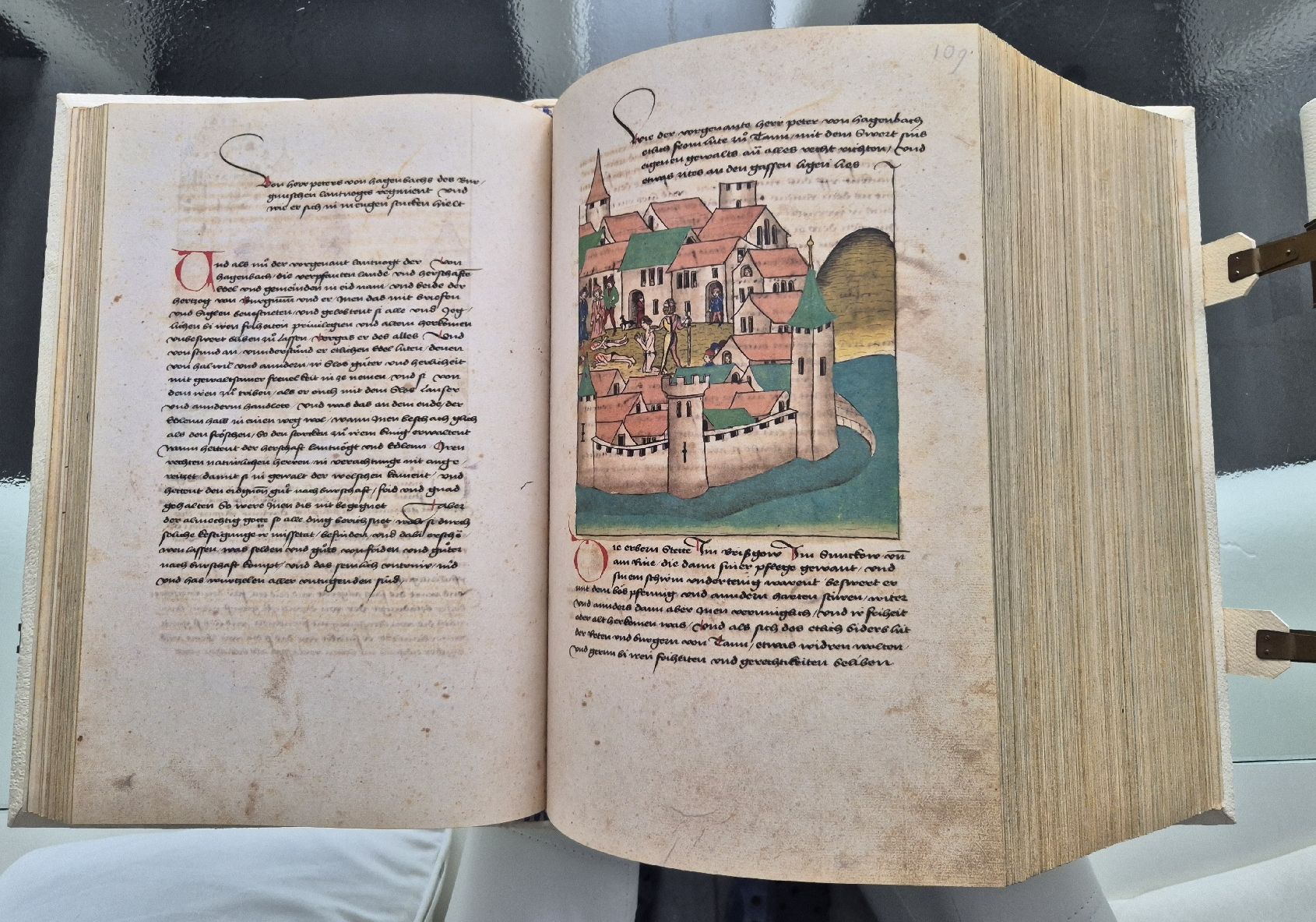 Livres: Die grosse Burgunderchronik mit Kommentarband – D'occasion à Kräiligen par Godebert 7
