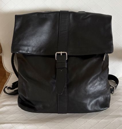Bree Leder Rucksack schwarz neuwertig!