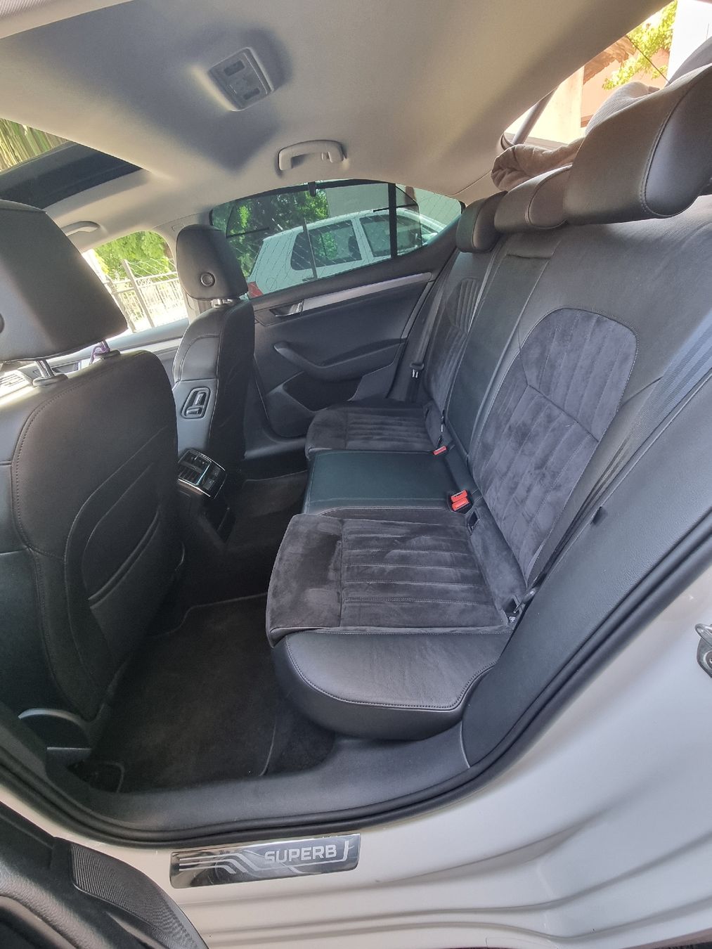 Skoda Autos: ŠKODA Superb 4x4 – Gebraucht aus Zuchwil von Bricoo5 8