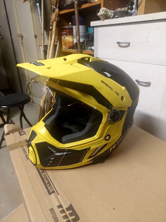 Helme & Visiere: casque moto – Gebraucht aus Les Cullayes von numberjacke