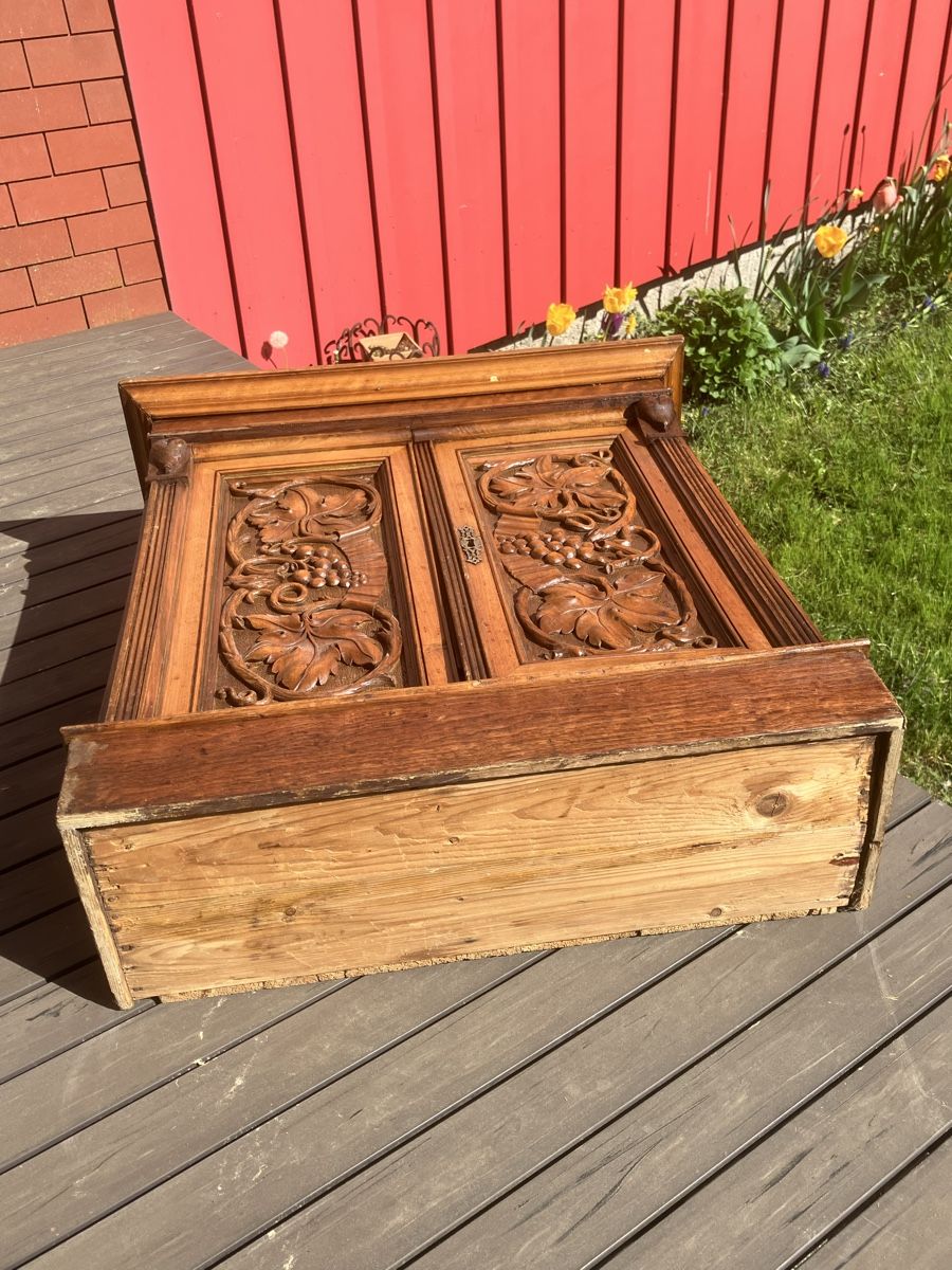 Schränke: Bauernmöbel, Bauernschrank, Trauben, Schränkli – Gebraucht aus Neftenbach von 889095 7