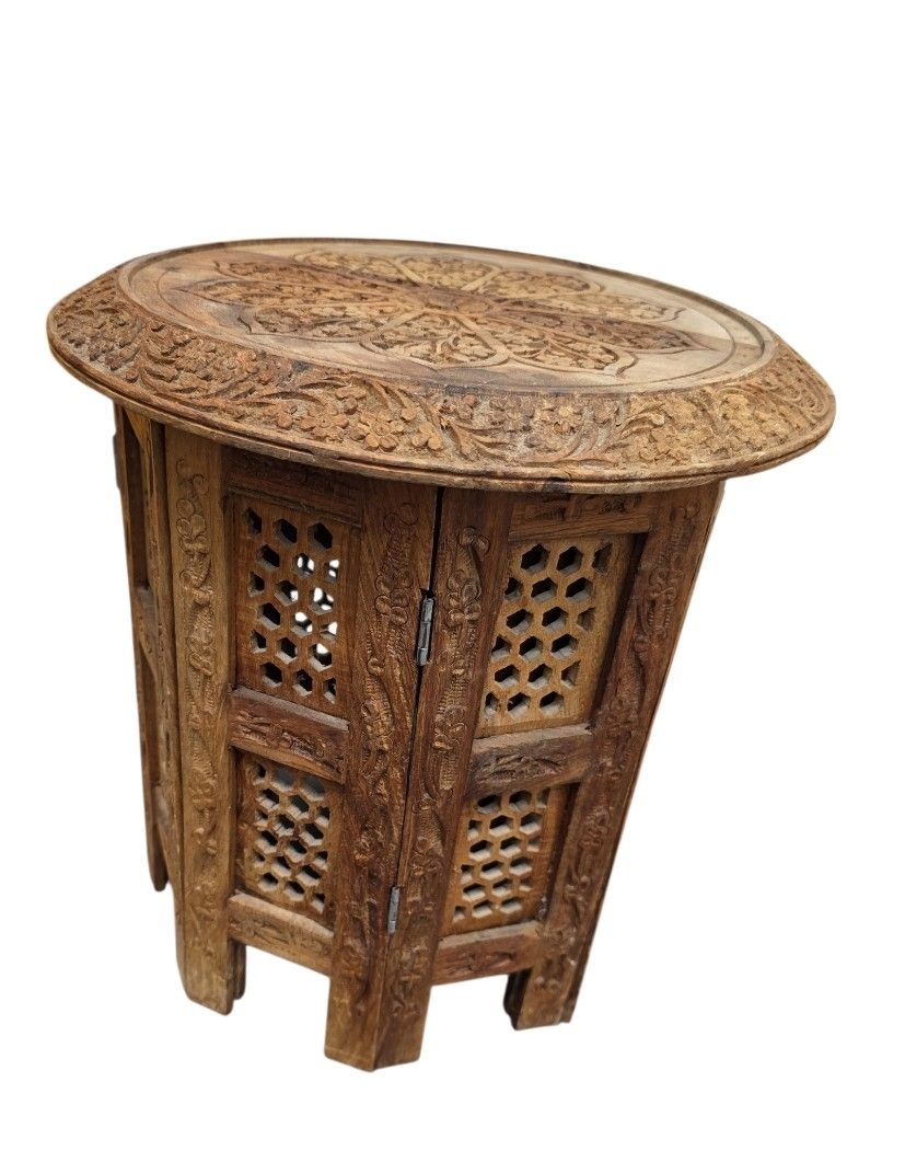 Tables: Table indienne en bpis de acajou – D'occasion à Vernier par 19p_6hxp 2