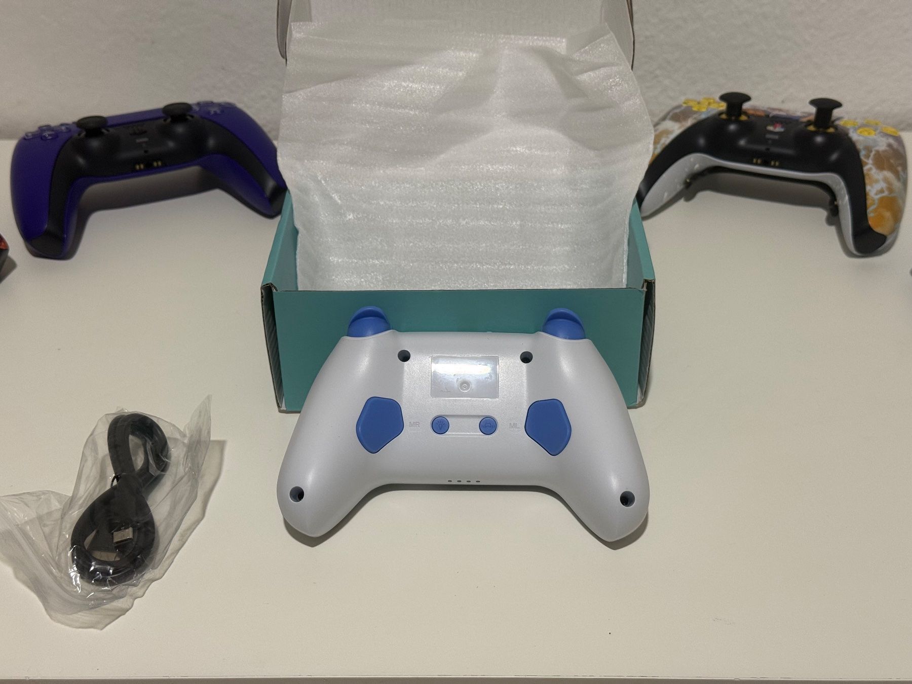 Controller: Neu! Nintendo Switch/Switch 2 Controller – Nuovo e nell'imballaggio originale da Würenlingen venduto da stojoski96 2