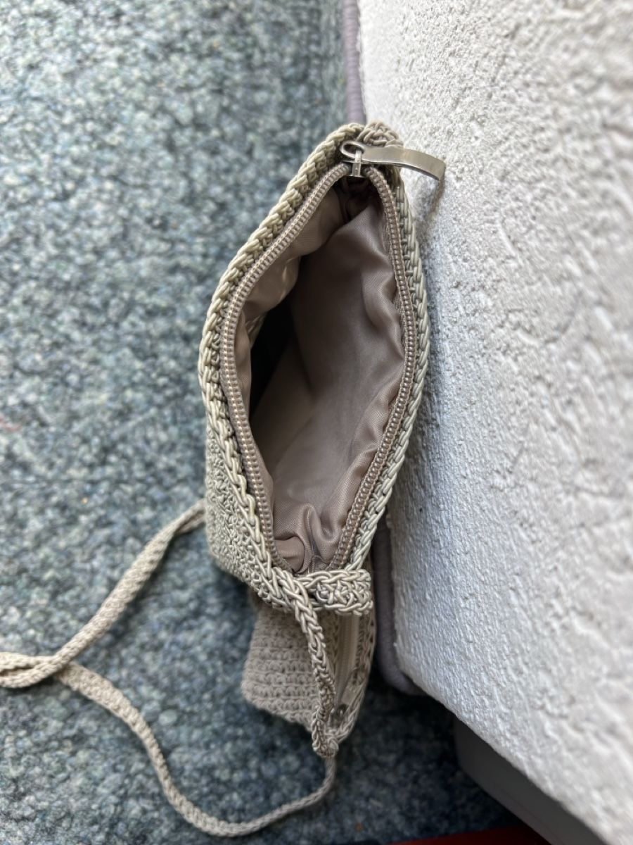 Sacs femmes: Cooles Täschchen beige – D'occasion à Oberglatt ZH par ble_75jw 1