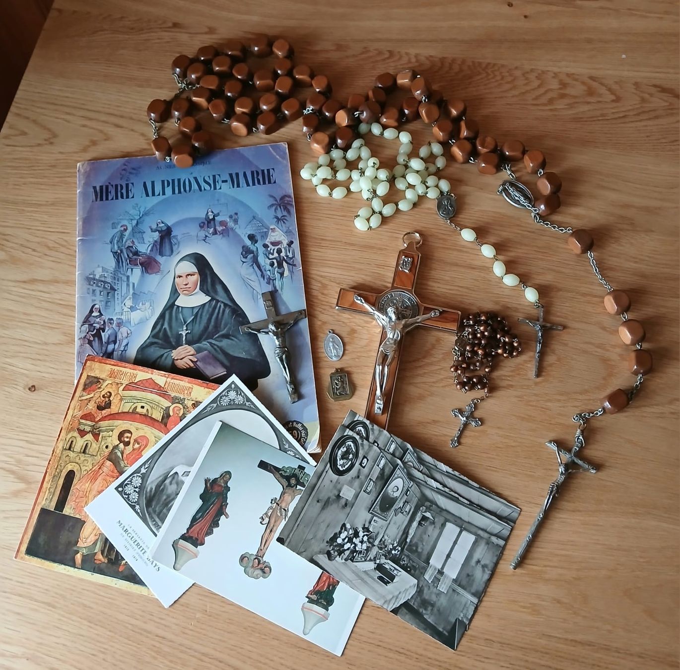 Altri gioielli: Lot d'articles religieux – Usato da Les Sciernes-d'Albeuve venduto da mel_8wpv