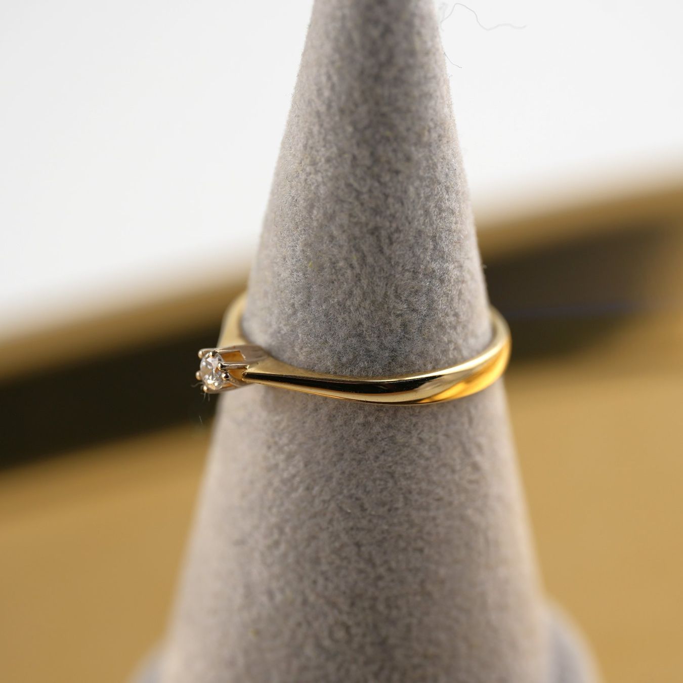 Anelli: Solitärring 18K mit Diamant – Usato da Basel venduto da Vip24 2