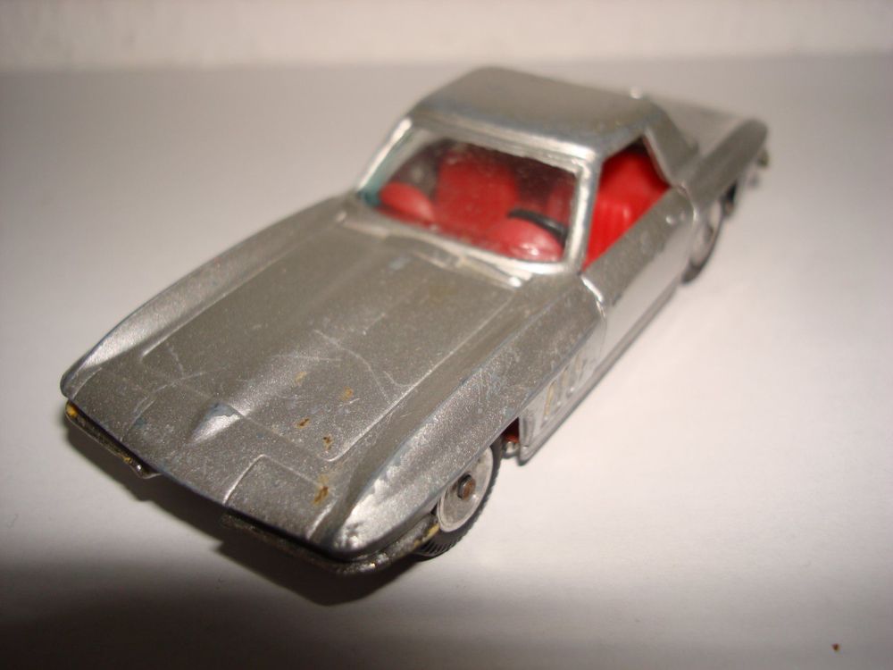 GAMDA KOOR SABRA Cragstan 8108 1/43 Buick Riviera in Gold Very Near Mint EUR 65,01 - DE