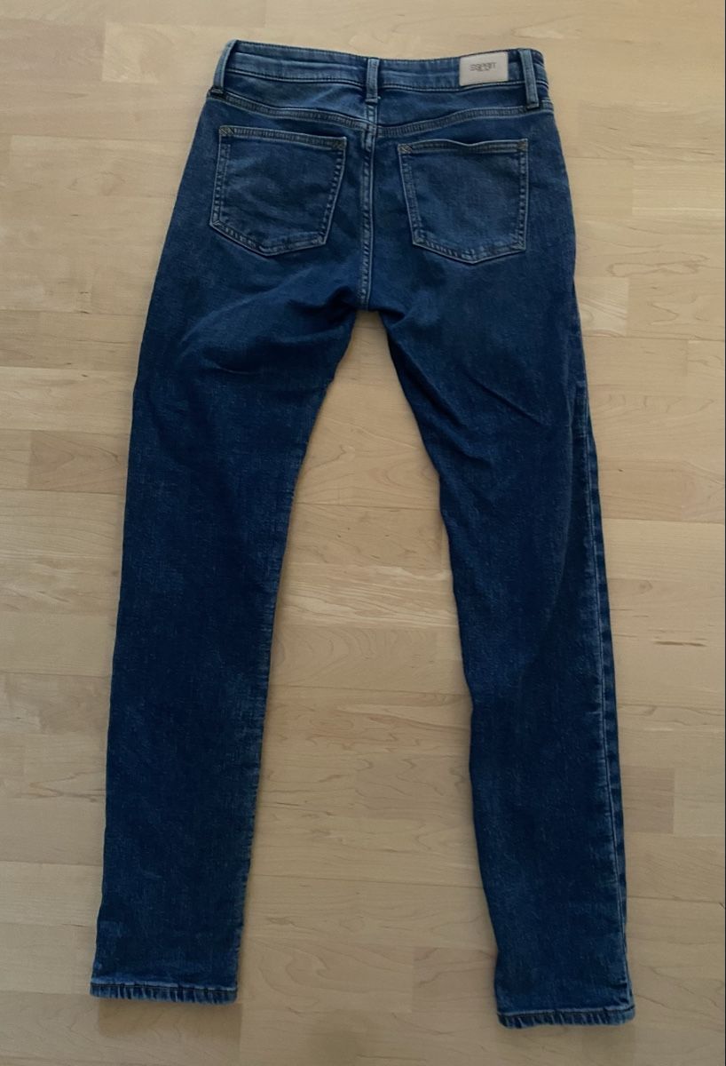 Esprit Jeans: Esprit Jeans Mid/Slim 28/34 – Usato da LUZERN venduto da Supigers 1