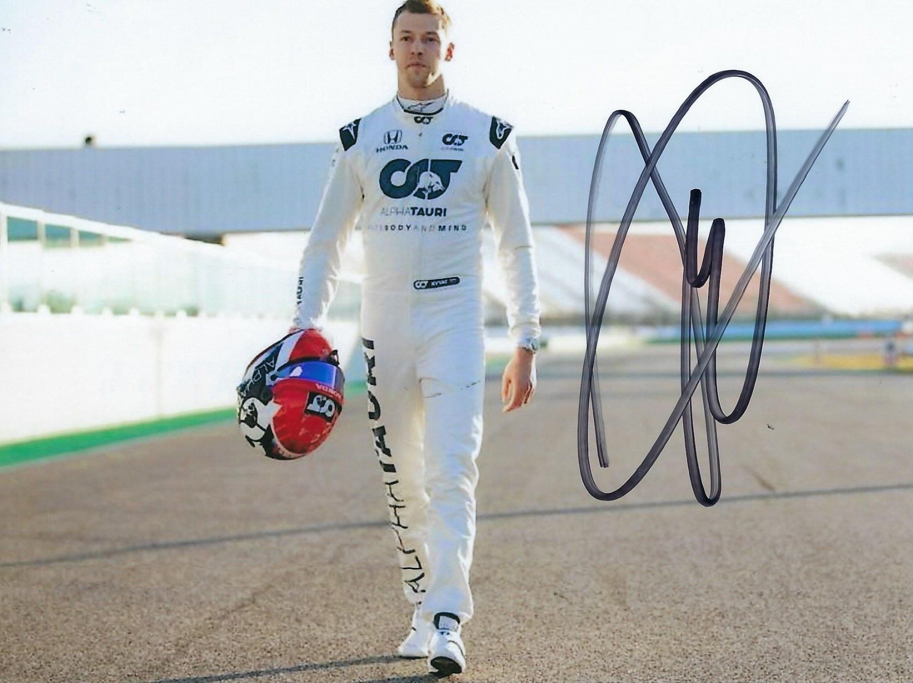Autografi: Daniil Kvyat, Formel 1 – Usato da Aarburg venduto da Hktm