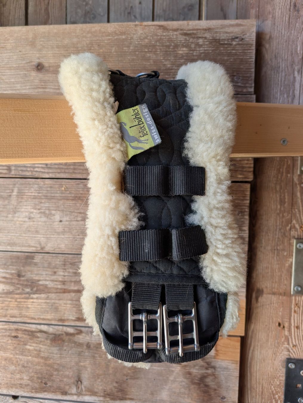 Selle & Accessori: Lammfell Sattelgurt – Usato da Ueberstorf venduto da lea_8xbx