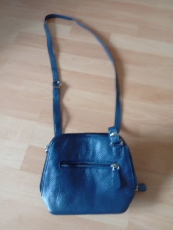 neuw.  Ledertasche NULU ab  9.--Fr