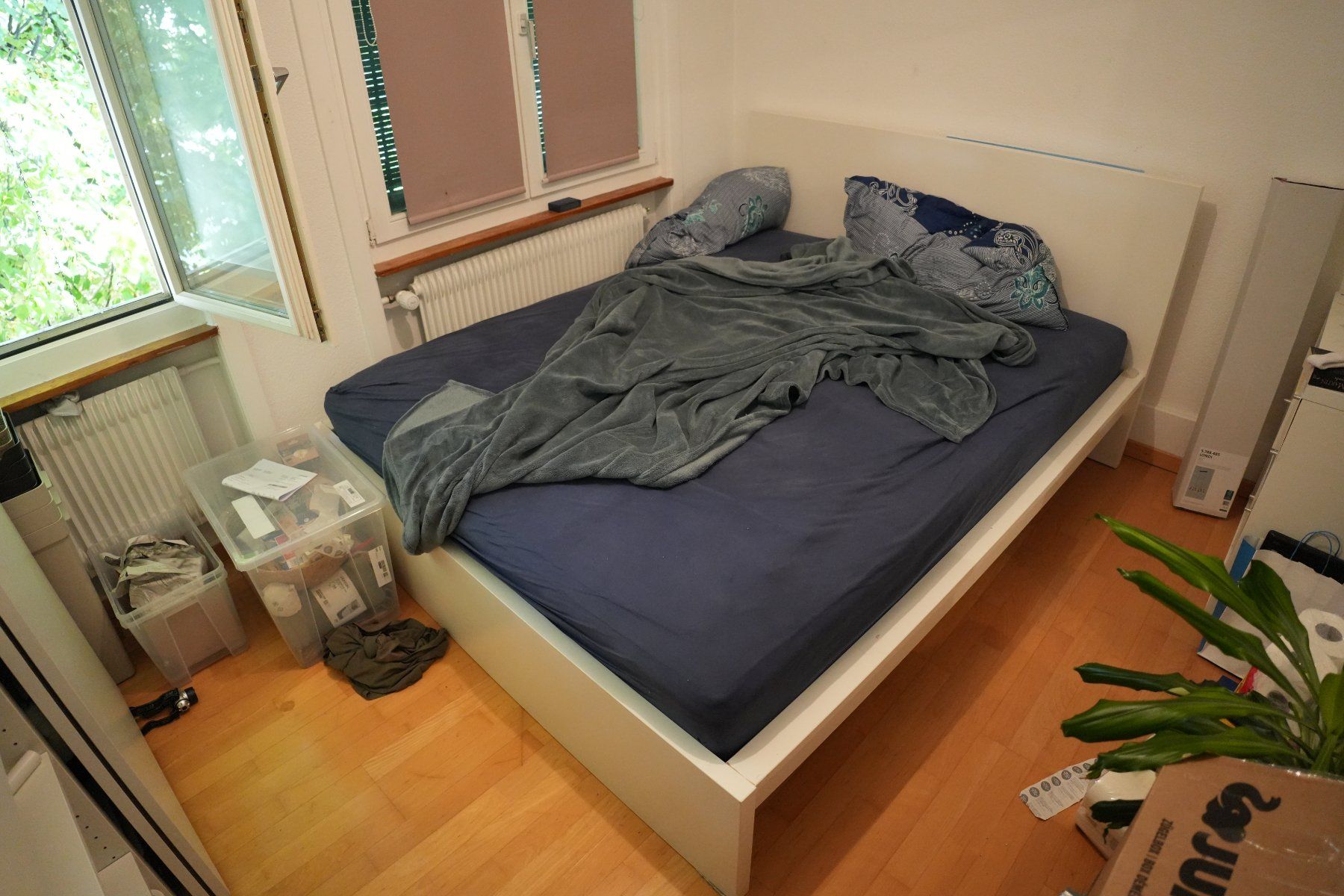 Ikea Letti: IKEA Bettrahmen weiss gratis, Abholung – Usato da Lyss venduto da ben_lgb6