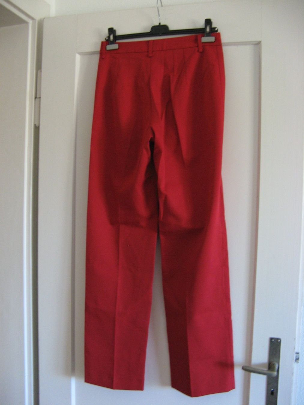 Mango Hosen: rote Hose Gr. 38 Mango – Gebraucht aus Zürich von apil 3