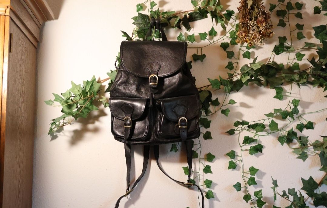 Rucksäcke: Schwarzer Echt Lederrucksack – Neu (gemäss Beschreibung) aus Winterthur von _lxeah