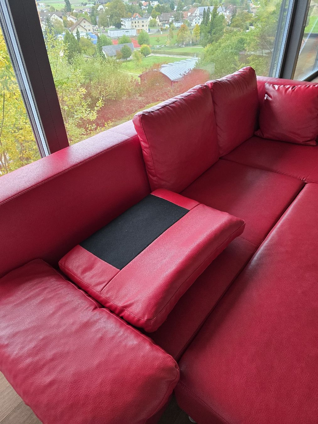 Sofas: Leder Eck Sofa rot – D'occasion à Seon par Ninorico 4