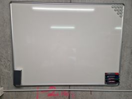 Gebrauchtes Whiteboard 122 x 92 cm