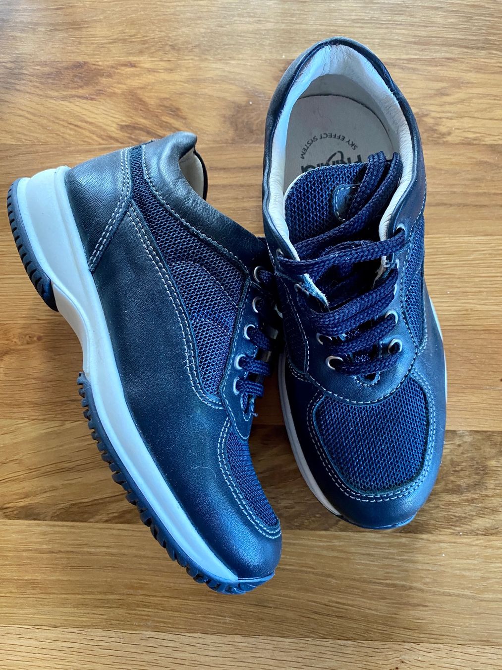 Primigi Schuhe für Jungen: Neue Schuhe von Primigi Gr. 30 – Neu (gemäss Beschreibung) aus Frauenkappelen von leola1973 1