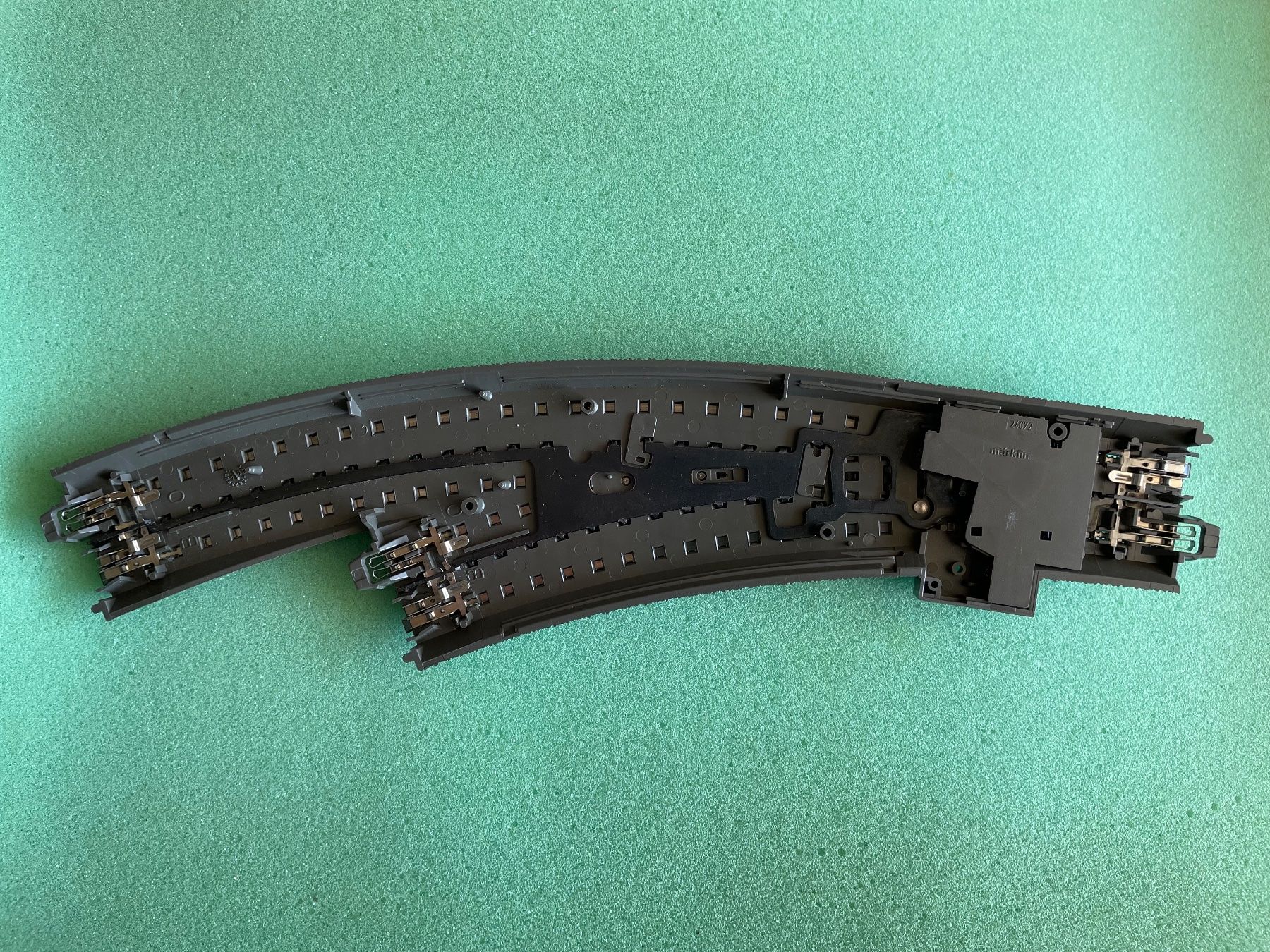 Märklin Modellini di ferrovie: Marklin C 24672 Weiche rechts – Usato da Hauterive NE venduto da eriamch 1