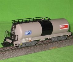 SBB Vierachs- Kesselwagen ESSO ETRA dpn*