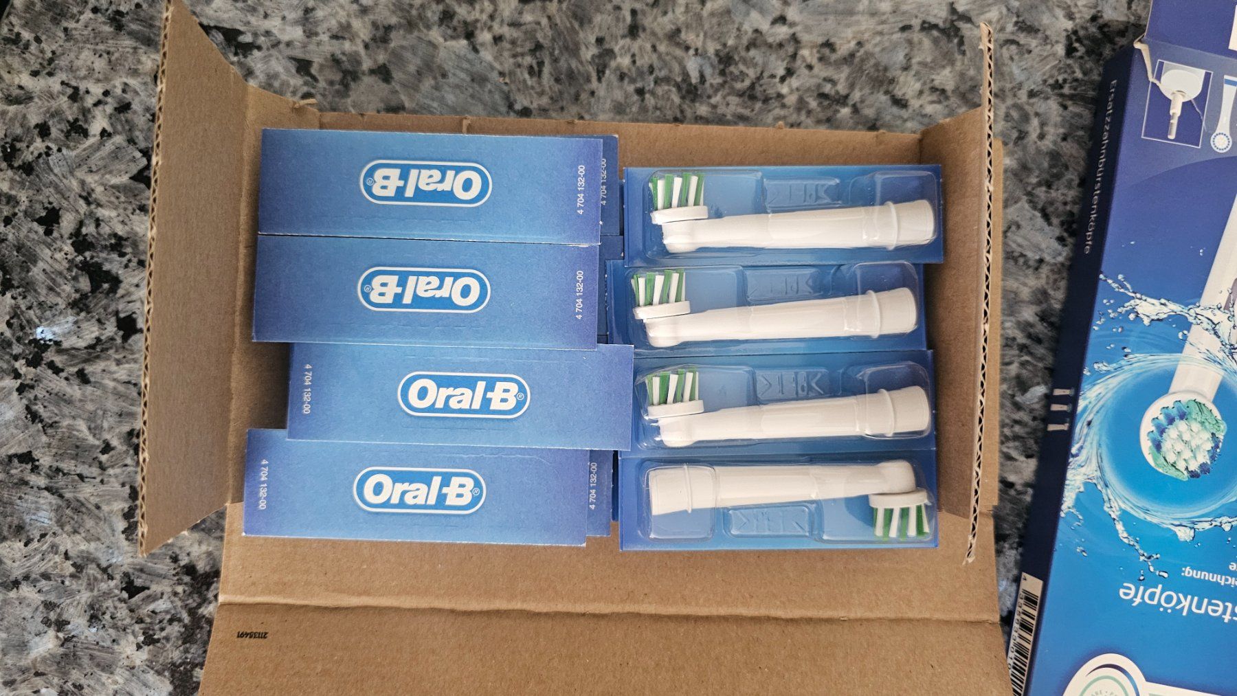 Oral B Zahnpflege: Zahnbürstenkopf  Oral B 16.Stück – Neu und originalverpackt aus Chur von Norbi7