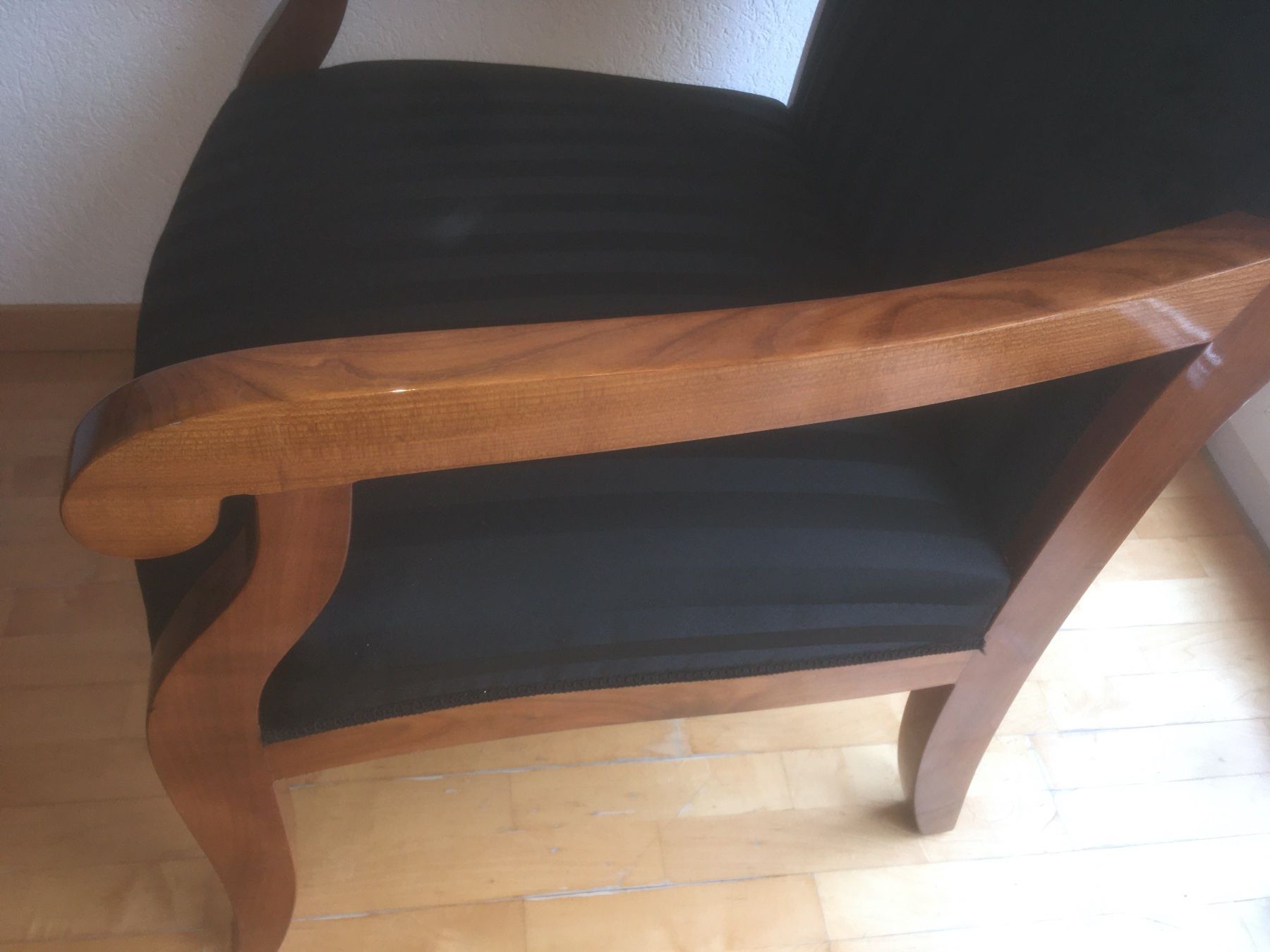 Poltrone: Biedermeier Ohrenbackensessel Kirsche neu, ungebraucht – Nuovo (secondo la descrizione) da Thun venduto da HIERoderDA 7