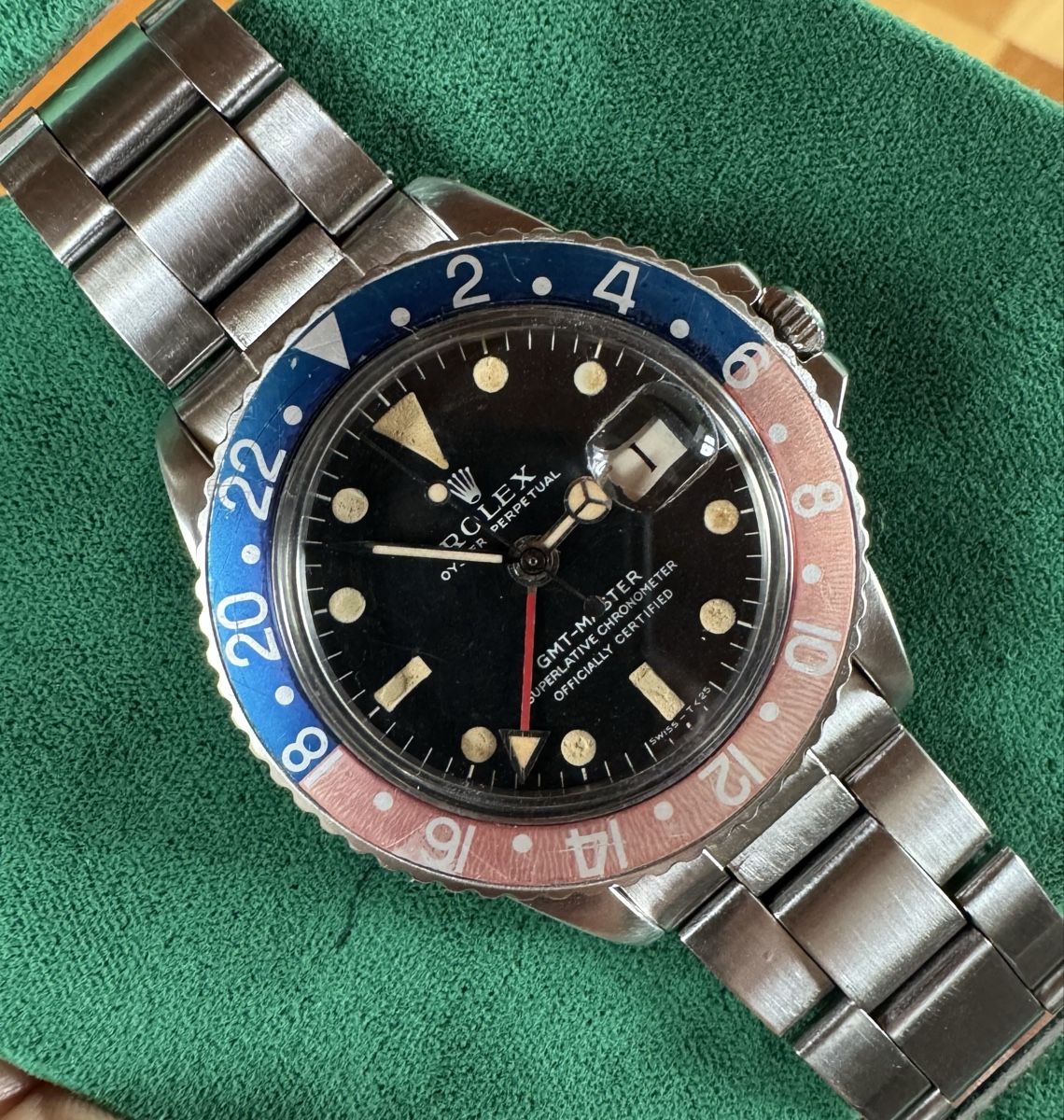 Rolex Orologi: Rolex GMT-Master PEPSI Ref. 1675 Long E aus 1968 im Fullset – Usato da Dotzigen venduto da 24SevenSwiss