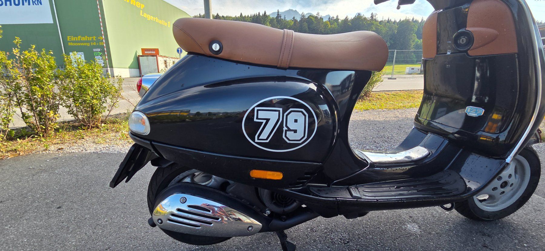 Piaggio Strasse: Wunderschöne PIAGGIO VESPA ET4 125 – Gebraucht aus Einigen von SUPzone 8
