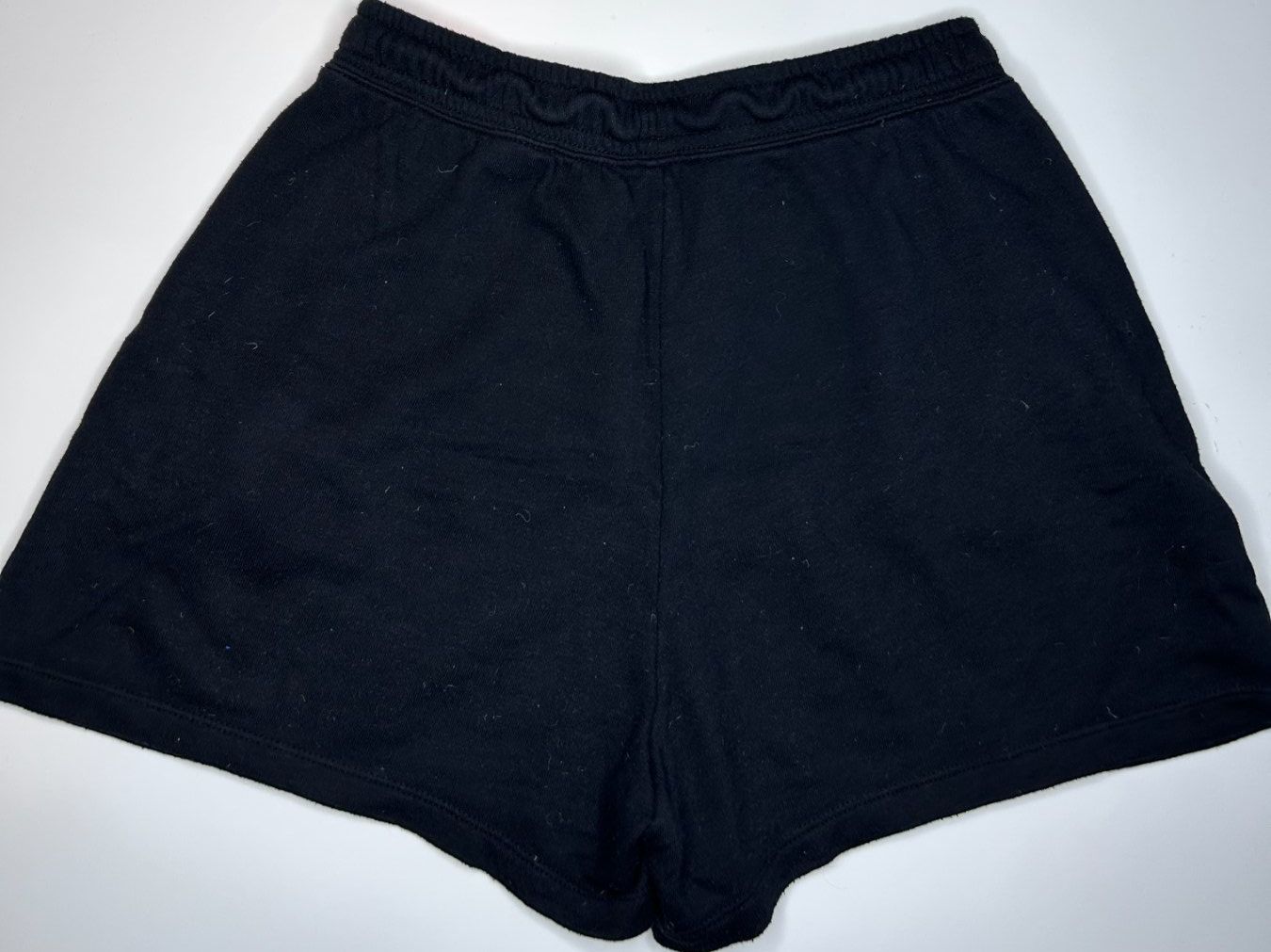 H&M Pantaloni: H&M Shorts – Usato da St. Gallen venduto da look-twice 2