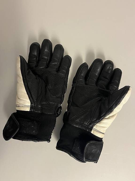 Leki Guanti & manicotti: LEKI Trigger S Skihandschuhe  Leder/Weiss-Schwarz – Usato da Zürich venduto da Hypera 1