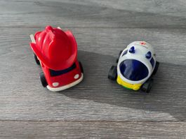 Vintage Ambulanz und Feuerwehrauto mit Rückzugsmotor