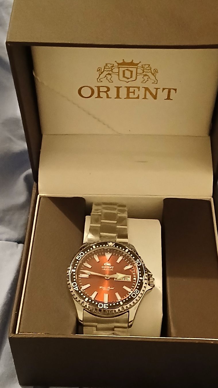 Orient automatic Herrenuhr, neu und ungetragen, mit Box (Neu und ...