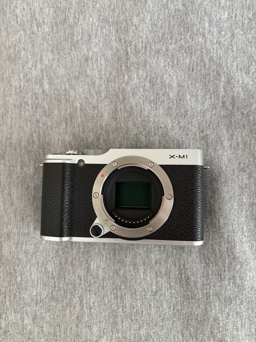 Fujifilm Fotocamera: Fujifilm X-M1 + XC15-45mm – Nuovo (secondo la descrizione) da Thônex venduto da tib_kc87 3