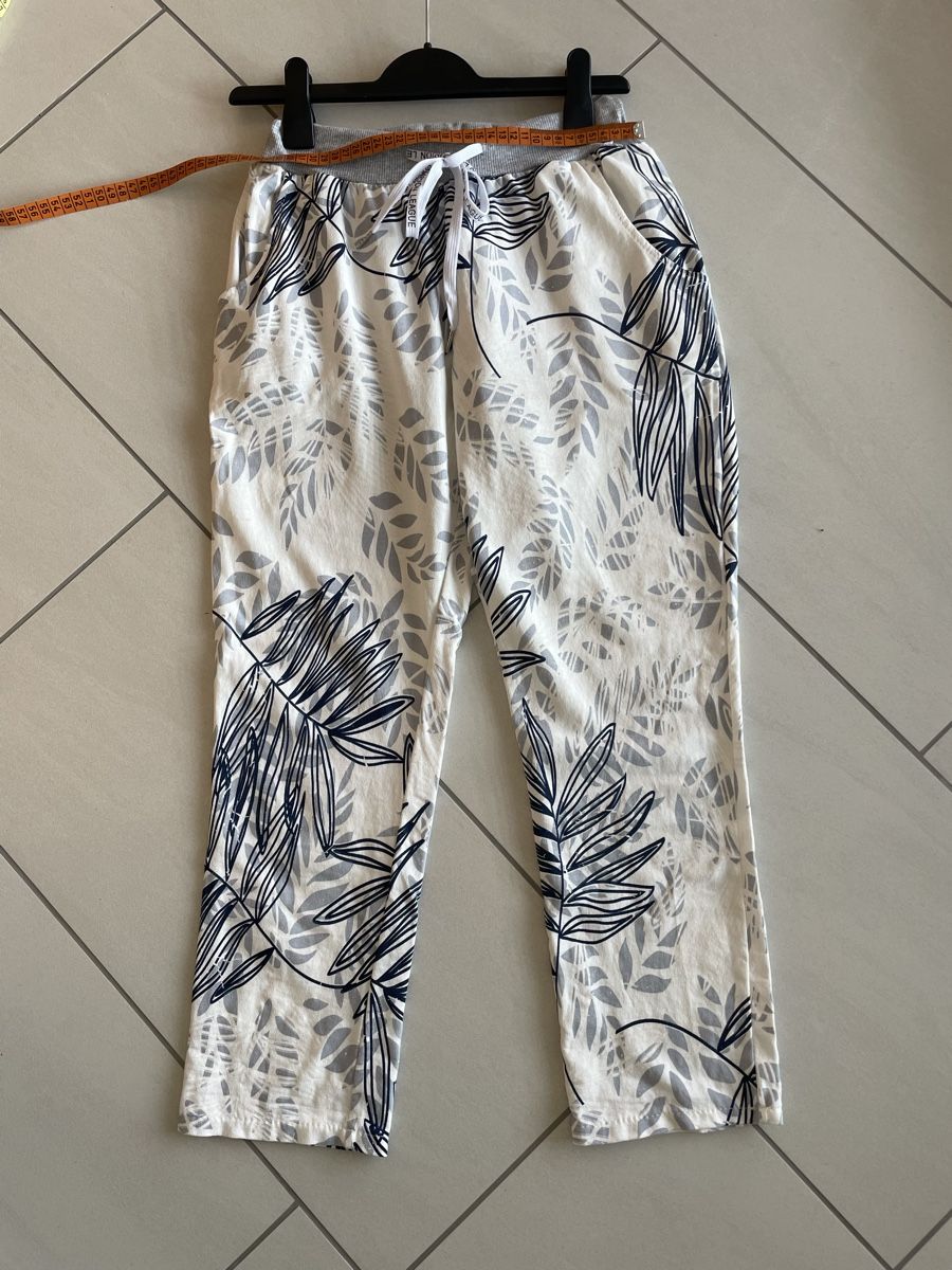 Pantaloni: Damenhose Gr M – Nuovo (secondo la descrizione) da Rüti ZH venduto da kar_xx9l 1