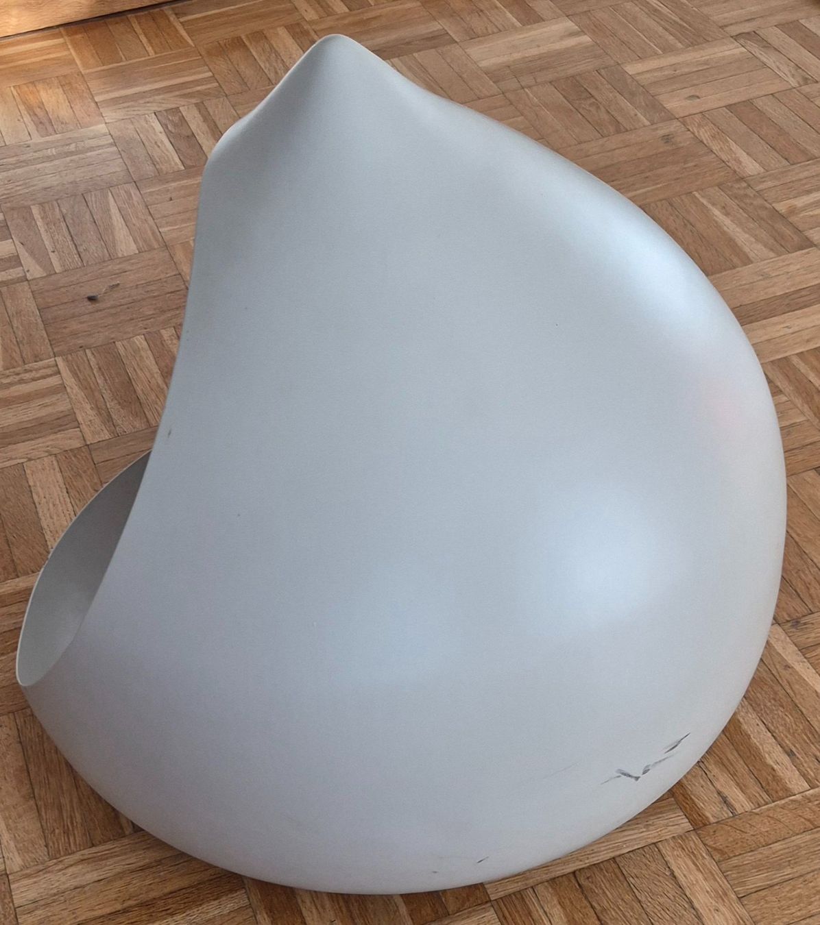 Alessi Niches, paniers: Alessi Cat Bed / Small Dog Bed (Katzenkorb / Hundekorb) – D'occasion à Zollikerberg par sandokanhaus 4