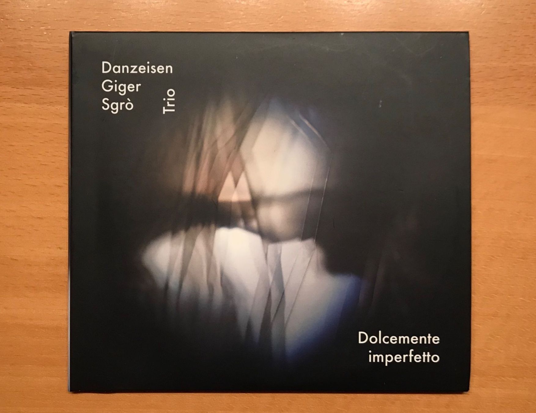 CD: CD Danzeisen Giger Sgro Trio - Dolcement – Usato da Zürich venduto da tomakomai