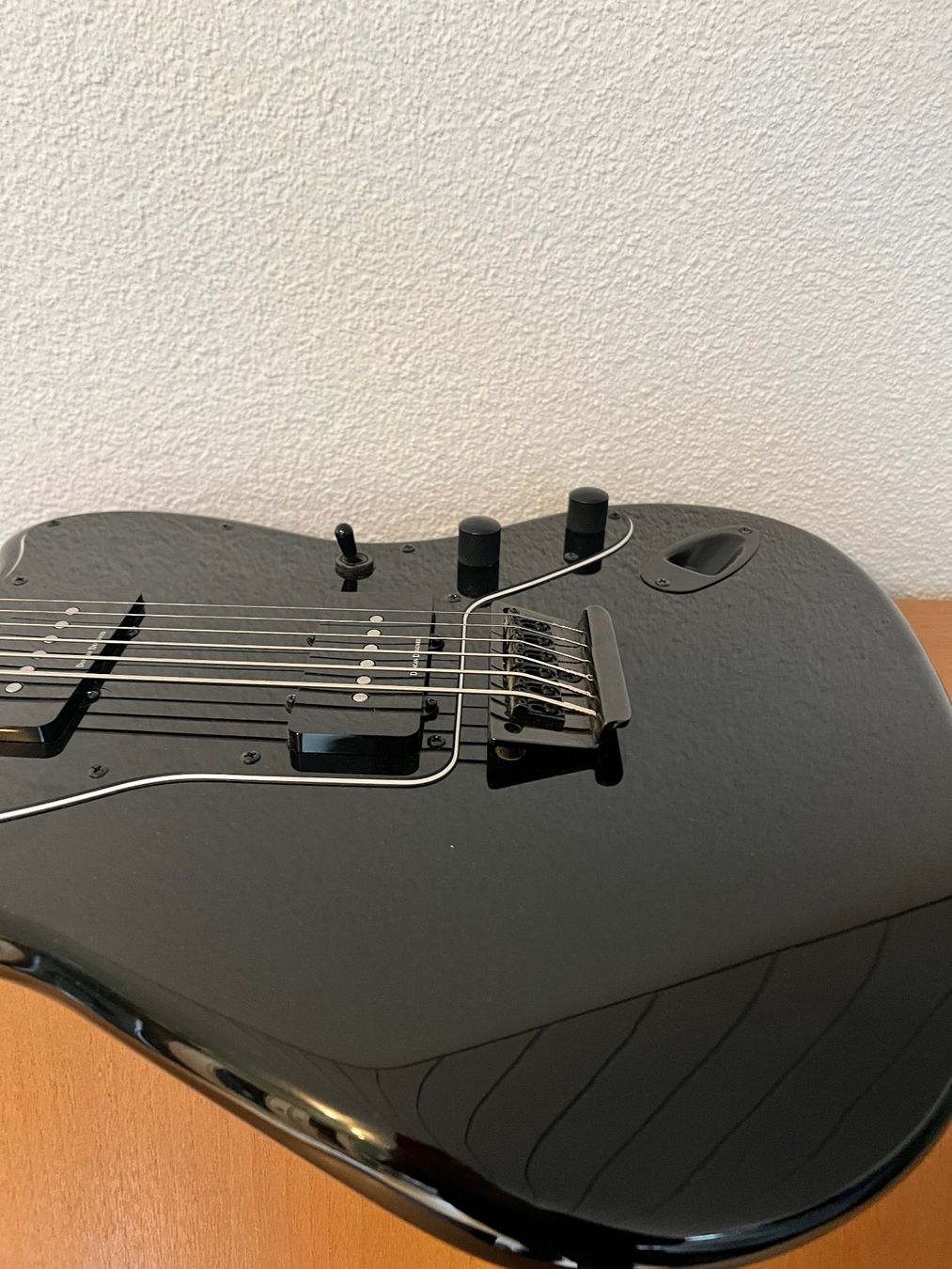Squier Musikinstrumente: Squier Vintage Modified Baritone Jazzmaster Schwarz – Gebraucht aus Neunkirch von F1986 3
