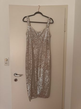 Elegant dress