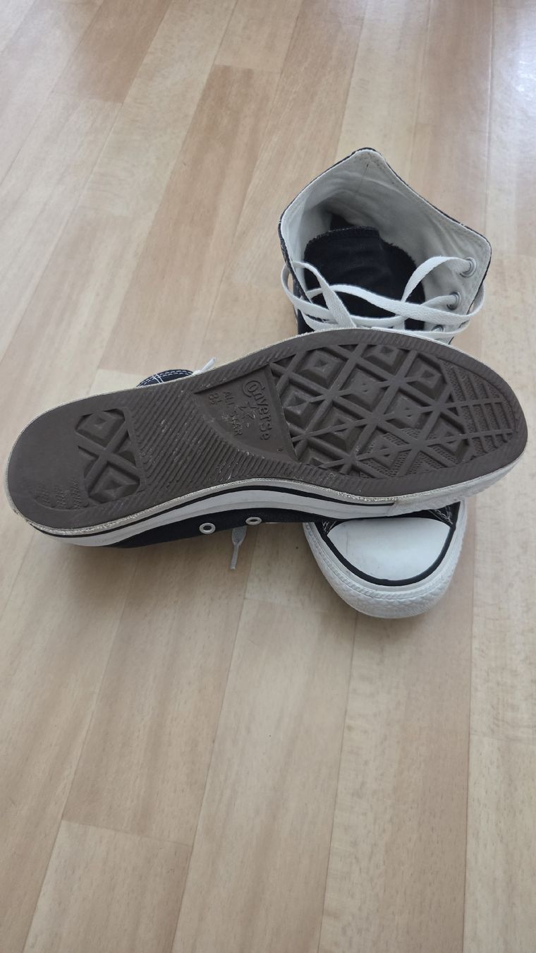 Converse Scarpe da uomo: Converse 8.5 schwarz – Usato da Illnau venduto da Holzerexpress 1