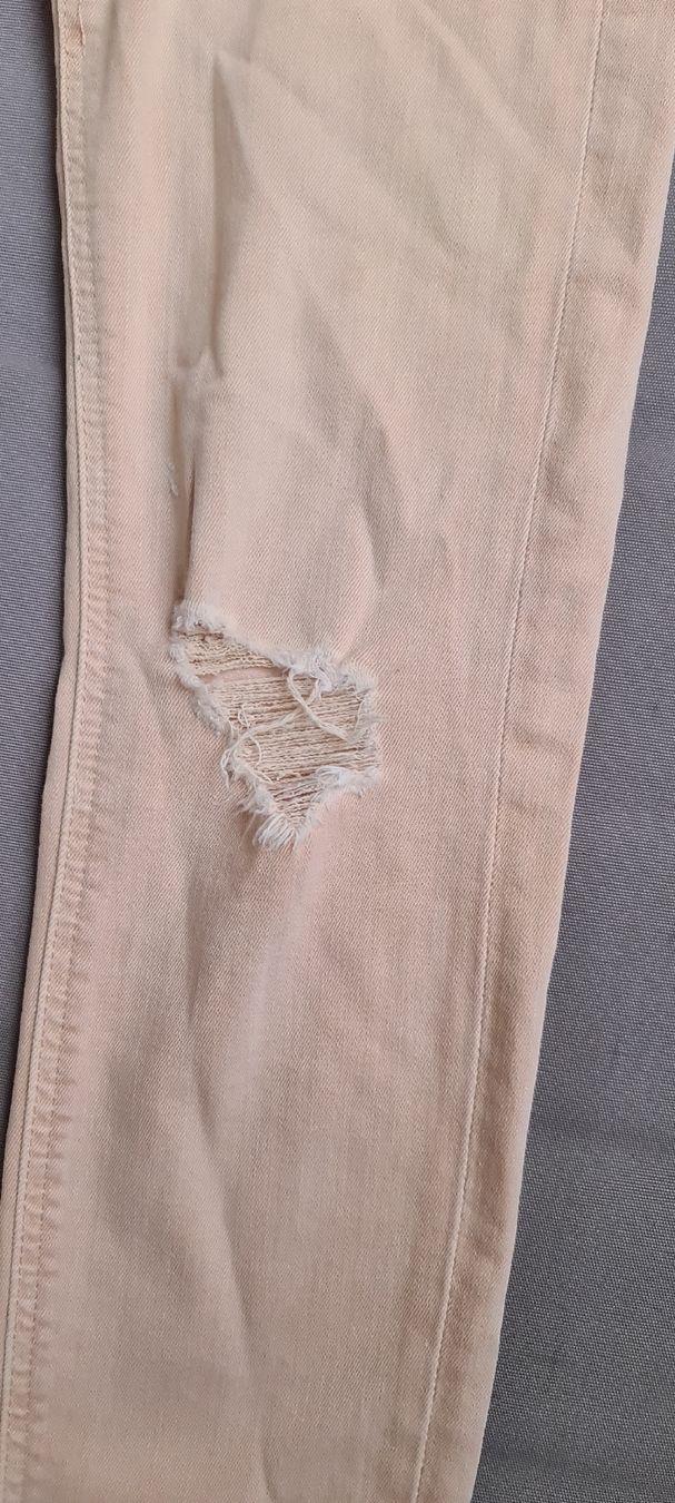 Zara Jeans: jeans Slim couleur saumon taille 34 – Gebraucht aus Genève von Saleena 4